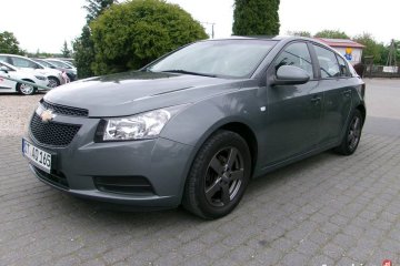 Chevrolet Cruze  1.6 benzyna  Klima  124 KM